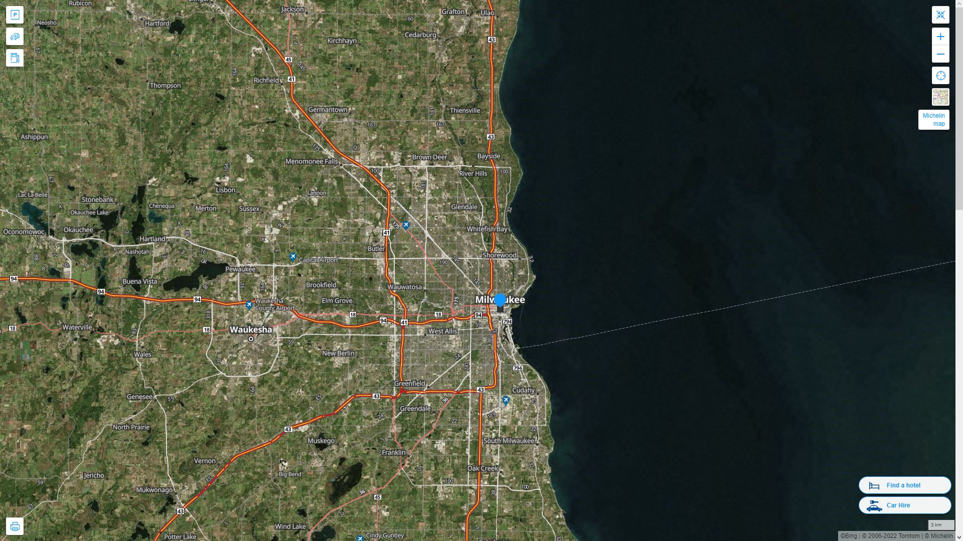 Milwaukee Wisconsin Highway and Road Map with Satellite View